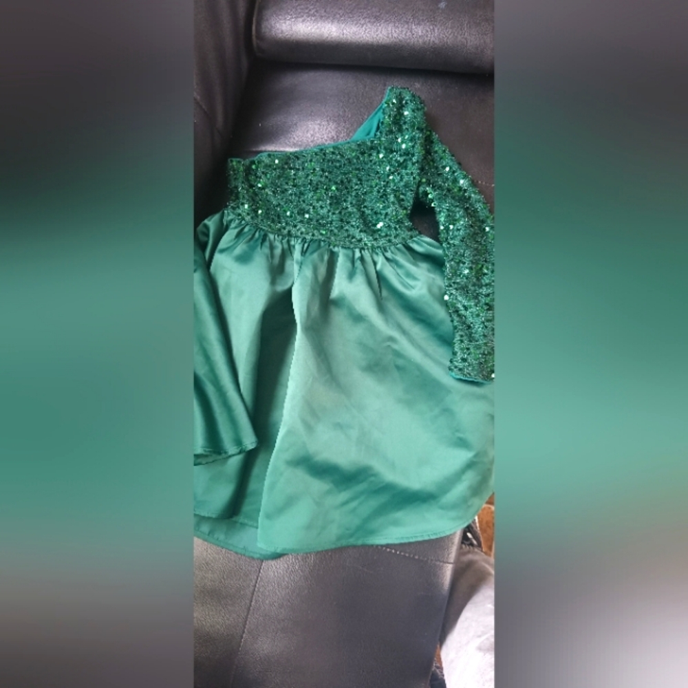 Girls dress with sequin size 7